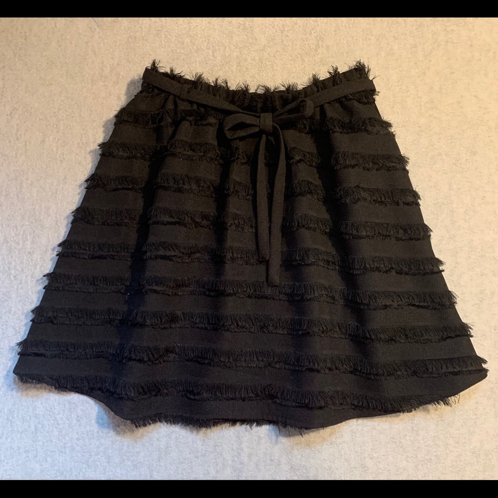 NWT Black, short, full skirt with bow at waist.